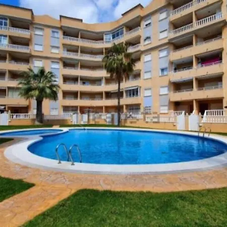 Apartment Muy Cerca Del Mar. *